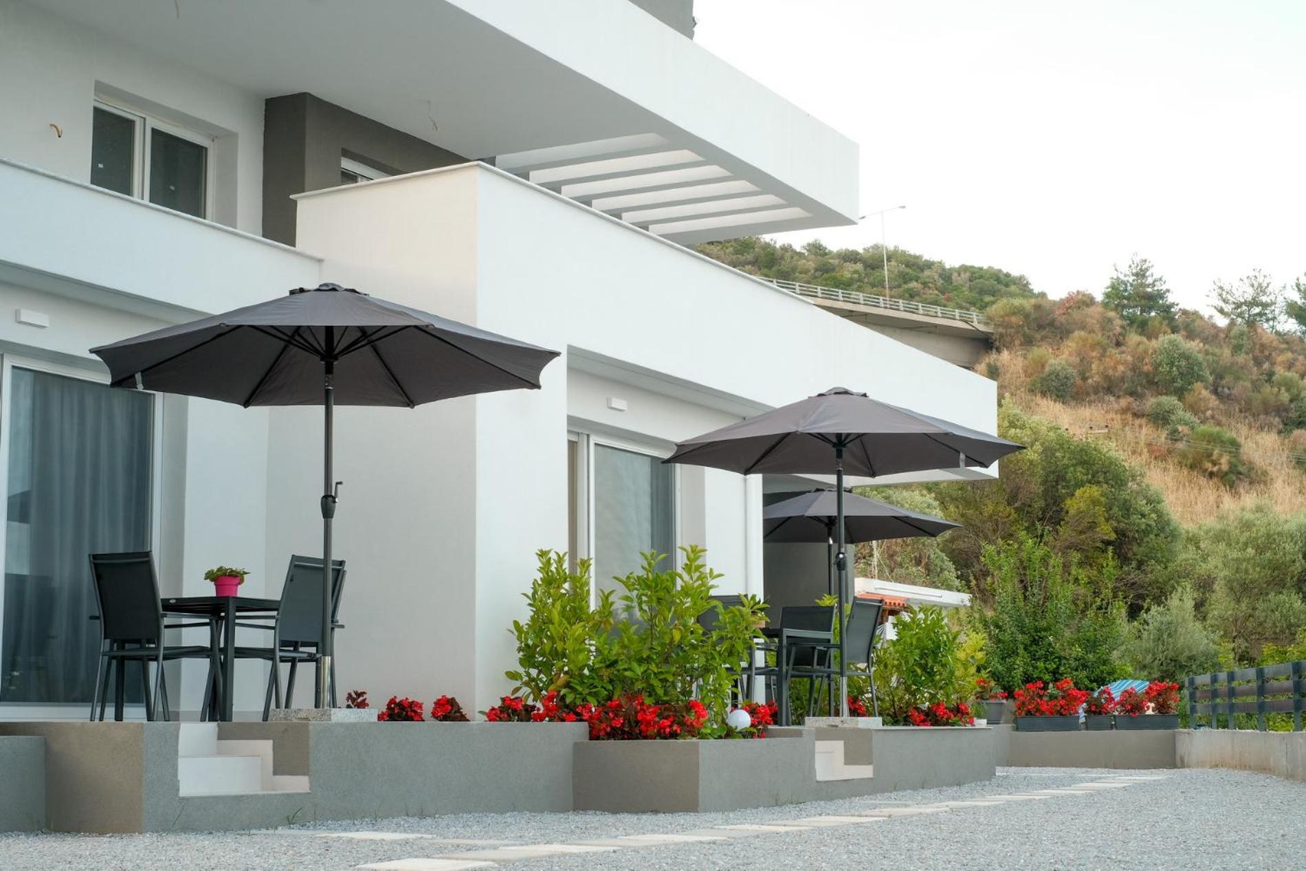 Aquarama Suites Nea Iraklitsa Luaran gambar