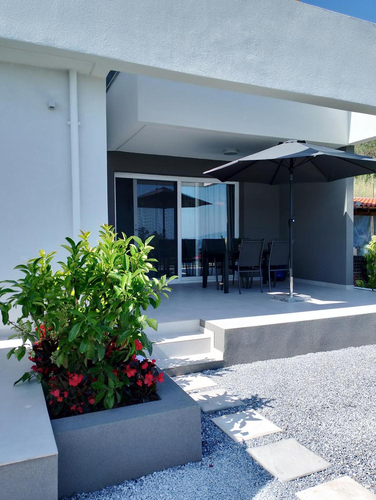 Aquarama Suites Nea Iraklitsa Luaran gambar